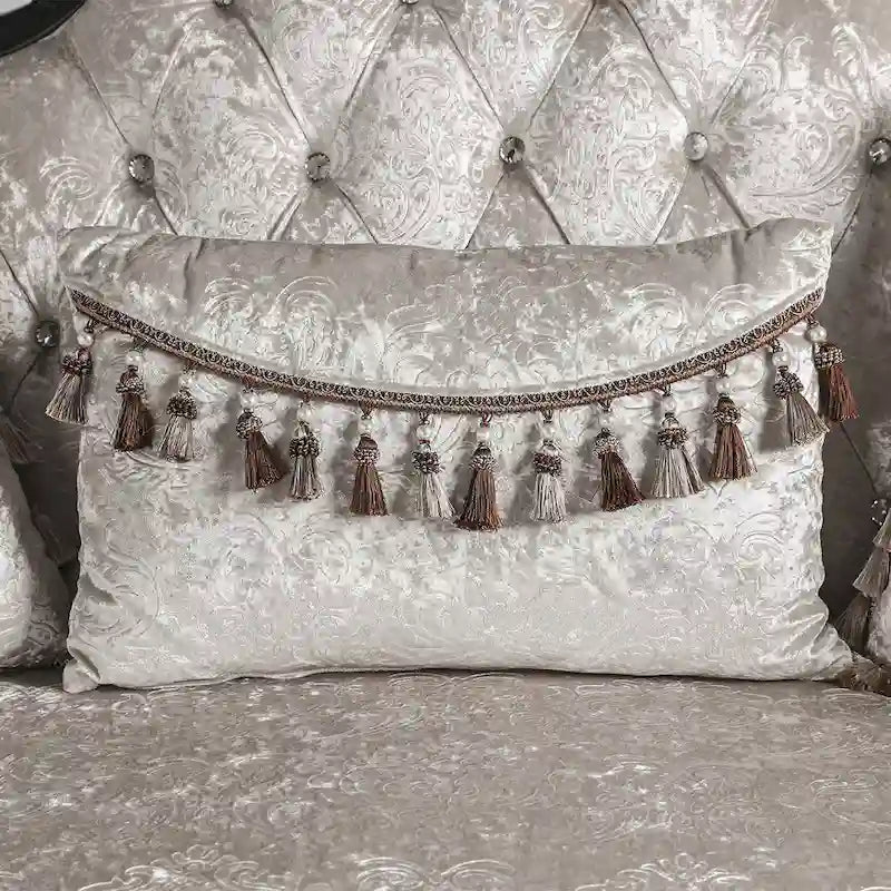 Traditional 2-Seater Loveseat with Button Tufted Back and Accent Pillow